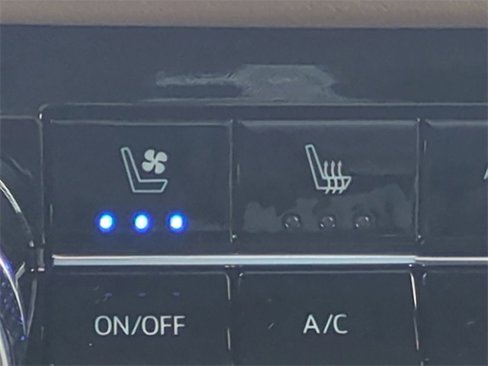 New 2026 Chevrolet Equinox ACTIV w/ Convenience Package III image 23