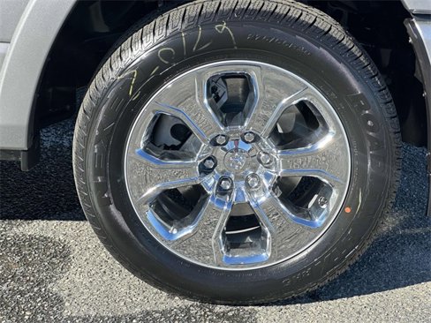 New 2025 RAM 1500 Big Horn image 5