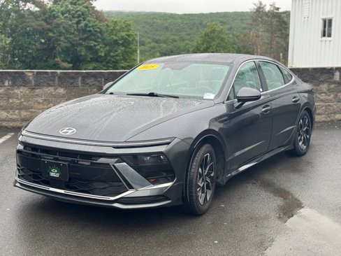 Used 2025 Hyundai Sonata SEL image 1