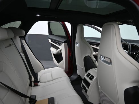 New 2026 Jaguar F-PACE R-Dynamic S image 14