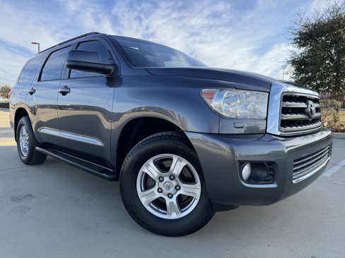Used 2014 Toyota Sequoia SR5 image 2