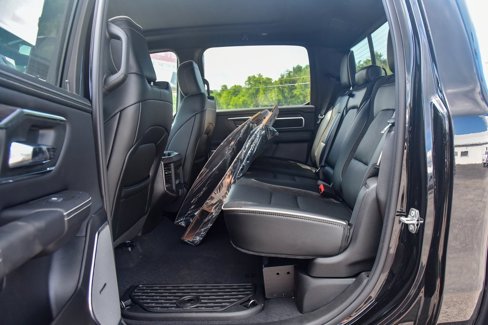 New 2025 RAM 1500 Laramie w/ Night Edition image 11