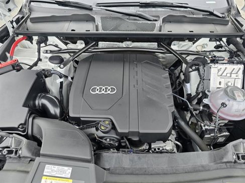 Certified 2025 Audi Q5 2.0T Premium Plus w/ Premium Plus Package image 32