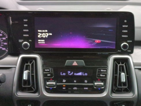 Used 2023 Kia Sorento S image 25