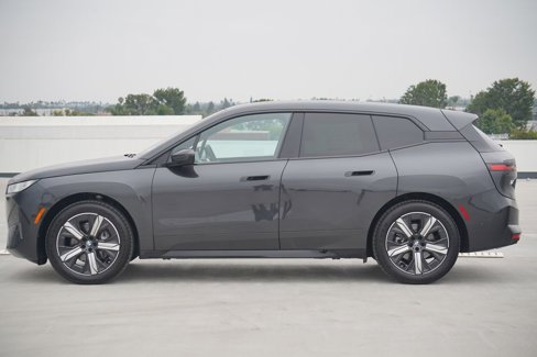 New 2026 BMW iX xDrive45 w/ Premium Package image 4