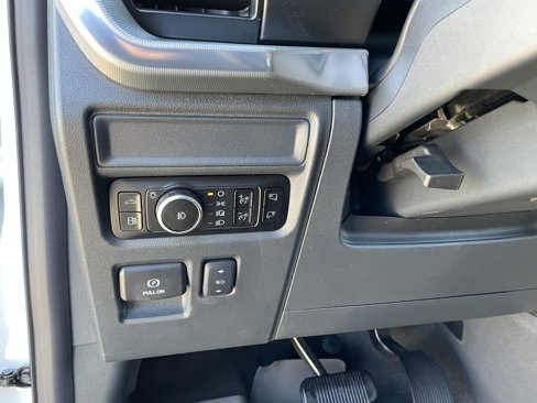 New 2025 Ford F150 Lariat w/ Equipment Group 502A High image 12