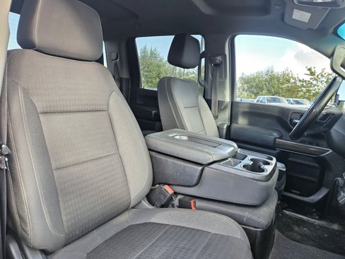 Used 2023 Chevrolet Silverado 2500 LT w/ Convenience Package image 17