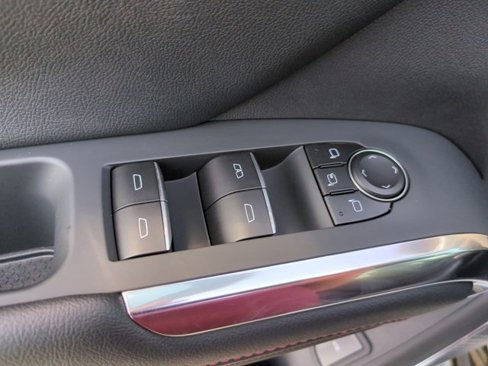 New 2026 Chevrolet Traverse RS w/ LPO, Floor Liner Package image 24
