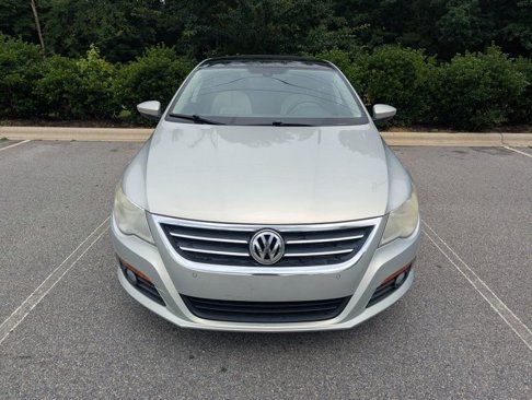 Used 2010 Volkswagen CC Luxury image 2