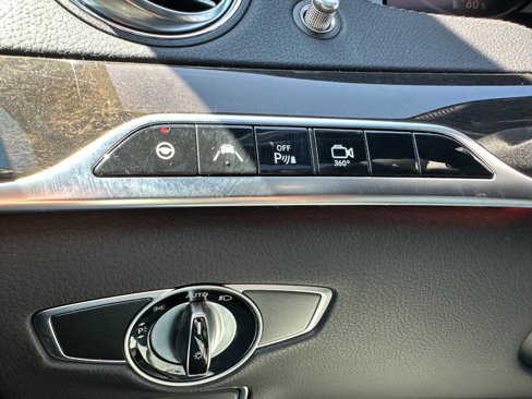 Used 2016 Mercedes-Benz S 550 Sedan image 39