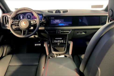 New 2026 Porsche Cayenne GTS image 14