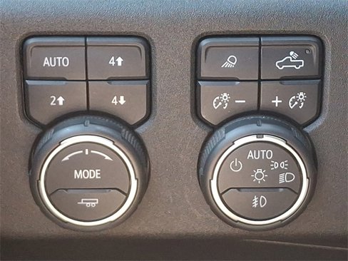 Used 2024 Chevrolet Silverado 2500 LTZ image 28