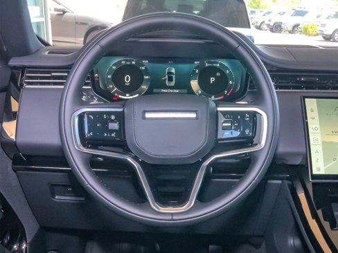New 2025 Land Rover Range Rover Sport SE image 13