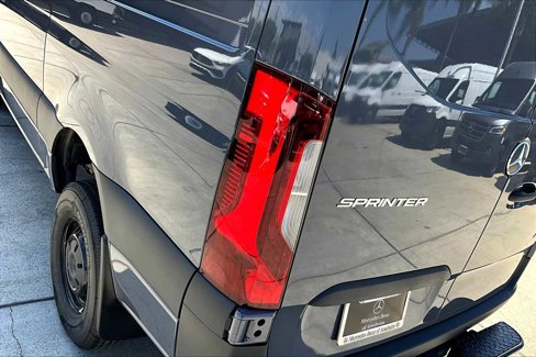 New 2025 Mercedes-Benz Sprinter 2500 image 14