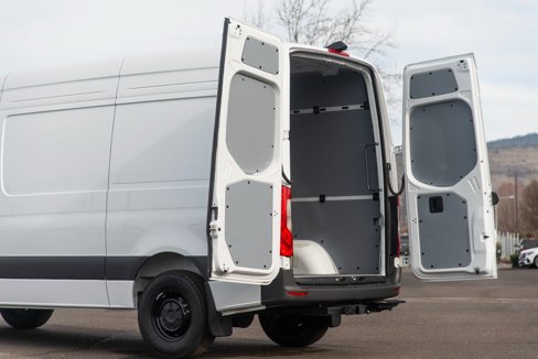 Used 2025 Mercedes-Benz Sprinter 2500 image 17