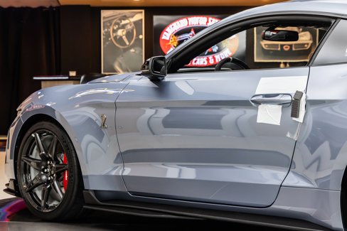 Used 2022 Ford Mustang Shelby GT500 w/ Carbon Fiber Track Pack image 35