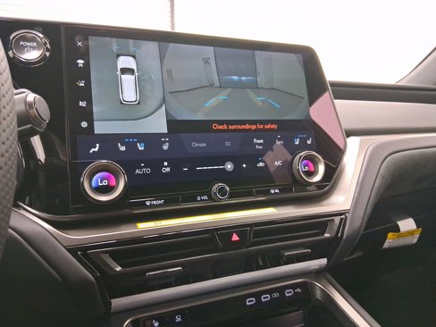 New 2026 Lexus TX 500h AWD image 22