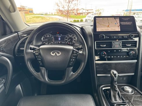 Used 2024 INFINITI QX80 Luxe image 9