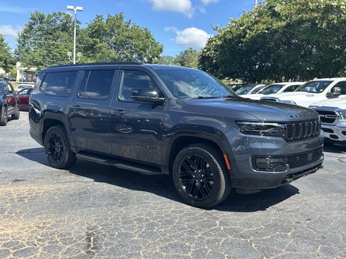 New 2025 Jeep Wagoneer L Series II image 2