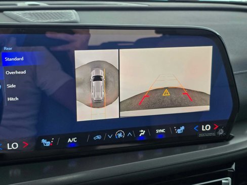 New 2026 Chevrolet Traverse LT w/ Enhanced Driving Package image 31