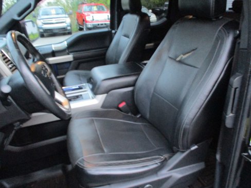 Used 2015 Ford F150 Lariat image 15