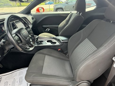 Used 2023 Dodge Challenger SXT w/ Blacktop Package image 16