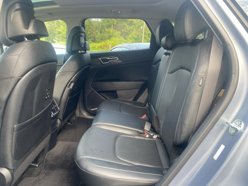 Used 2025 Kia Sportage EX w/ Premium Package image 20