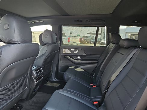 New 2025 Mercedes-Benz GLS 580 4MATIC image 16