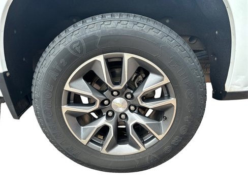 Used 2019 Chevrolet Silverado 1500 LT w/ All-Star Edition image 17