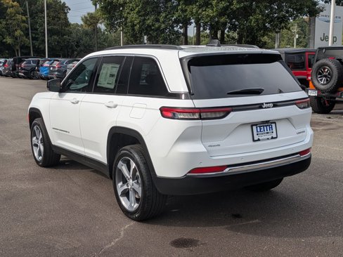 New 2025 Jeep Grand Cherokee Limited image 7