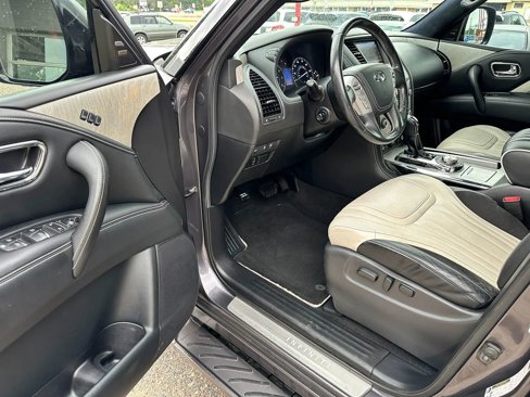 Used 2019 INFINITI QX80 Limited image 9