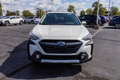 New 2025 Subaru Outback Touring XT image 5