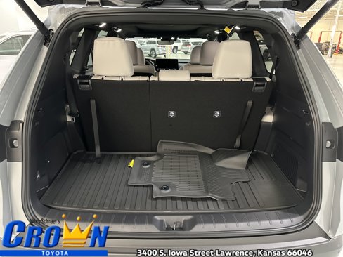 New 2026 Toyota Grand Highlander AWD Hybrid image 12