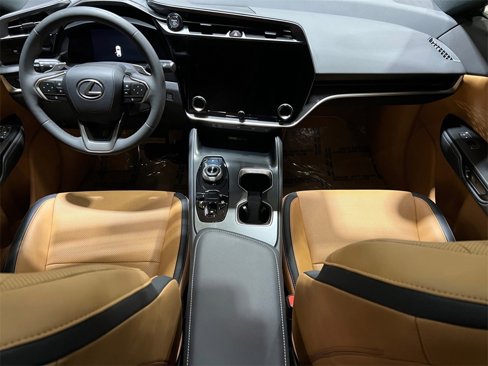 Used 2024 Lexus RZ 450e Premium w/ Technology Package image 40
