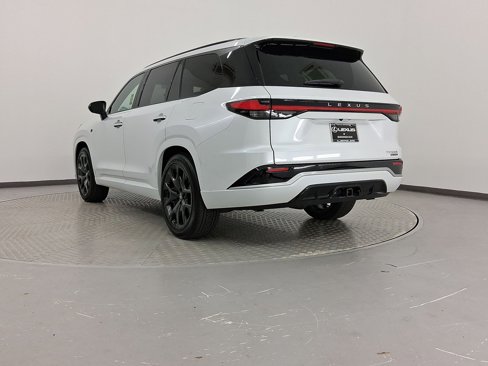 New 2026 Lexus TX 500h AWD image 3