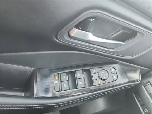 New 2026 Nissan Rogue SV image 13