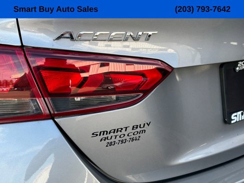 Used 2022 Hyundai Accent SEL image 13