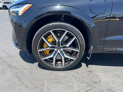 Used 2023 Volvo XC60 T8 Polestar image 5
