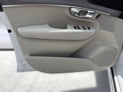 New 2026 Volvo XC90 B6 Ultra image 23