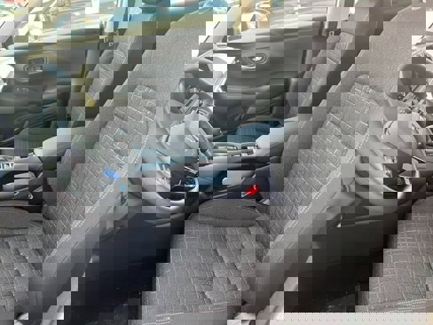 New 2026 Honda HR-V LX image 10