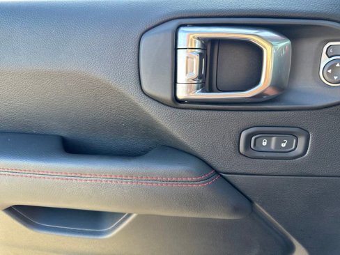 Used 2021 Jeep Wrangler Unlimited Rubicon image 22