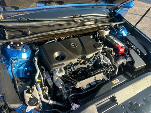 Used 2019 Toyota Camry XSE image 12