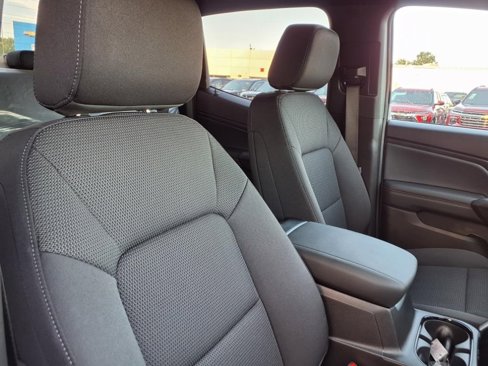 Used 2026 Chevrolet Colorado LT w/ Advanced Trailering Package image 17