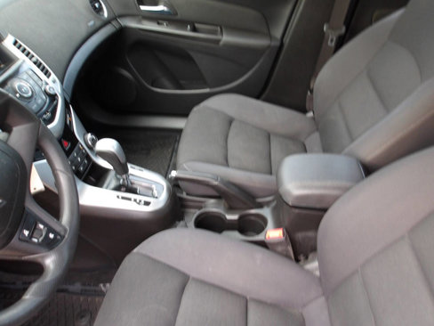 Used 2016 Chevrolet Cruze LT image 15