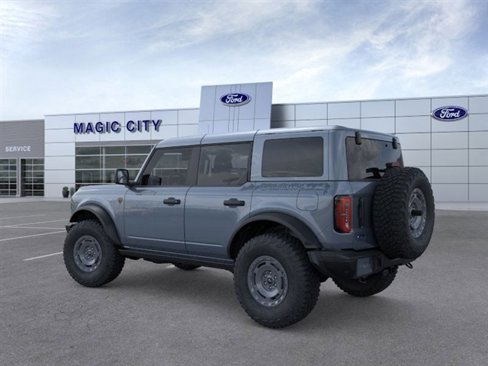 New 2025 Ford Bronco Badlands w/ Sasquatch Package image 4