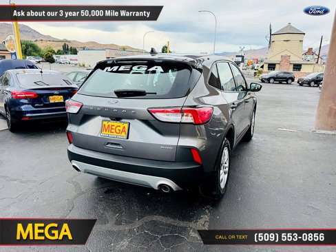 Used 2022 Ford Escape S image 21