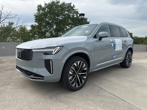 New 2026 Volvo XC90 B6 Ultra image 3