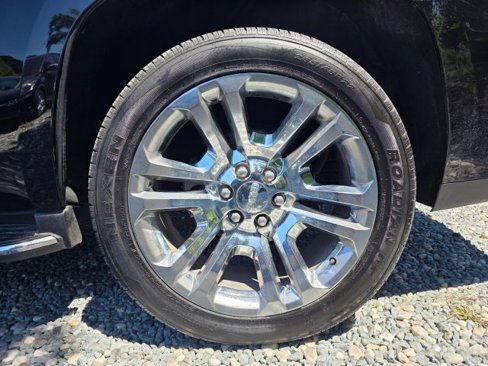 Used 2018 GMC Yukon SLT w/ Premium Edition image 10