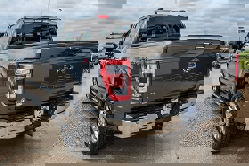 Used 2023 Ford F150 Lariat w/ Equipment Group 502A High image 3
