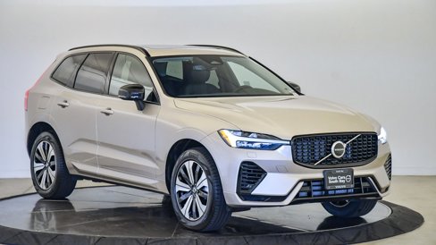 Used 2025 Volvo XC60 T8 Core w/ Protection Package Premier image 6